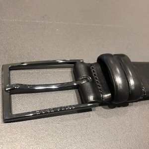 Hugo Boss leather belt